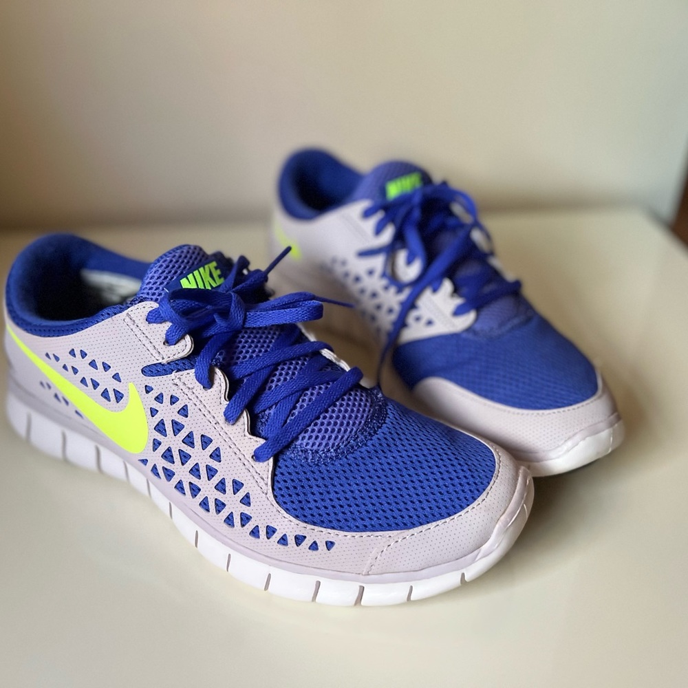 ‼️ NEW Nike Free Run Running Shoes Gray/Blue Sneakers - US Women’s Size 10